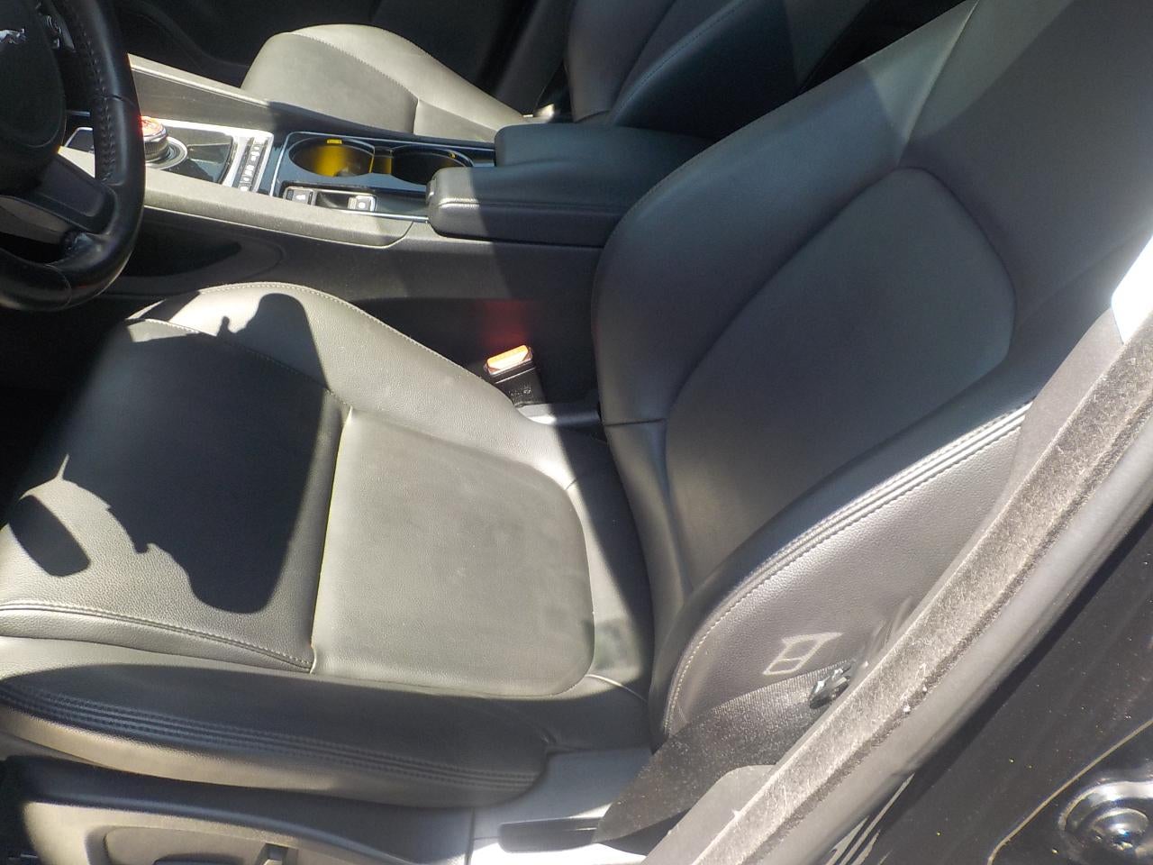 2017 Jaguar F-Pace 35t Prestige