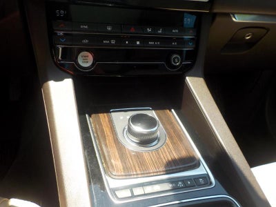 2018 Jaguar F-Pace 25t Prestige AWD