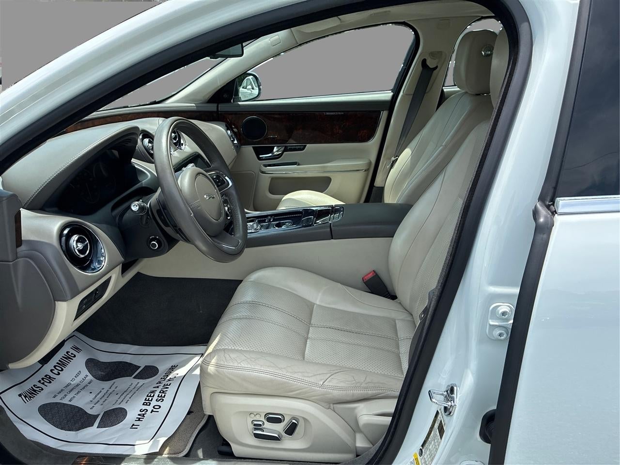 2013 Jaguar XJ-Series XJ