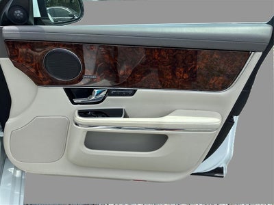 2013 Jaguar XJ-Series XJ