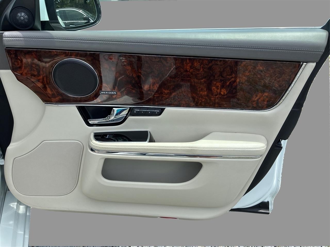 2013 Jaguar XJ-Series XJ