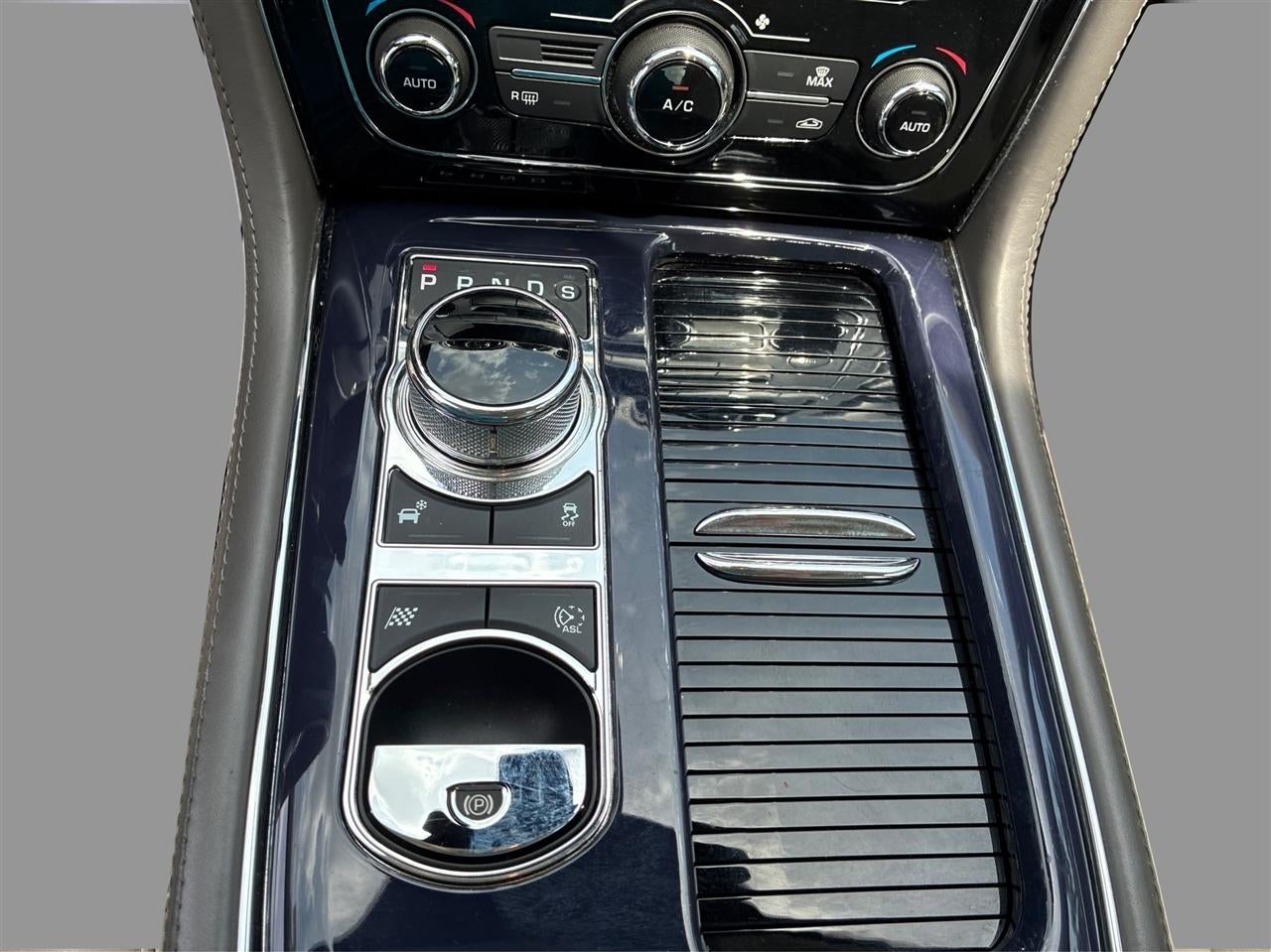 2013 Jaguar XJ-Series XJ