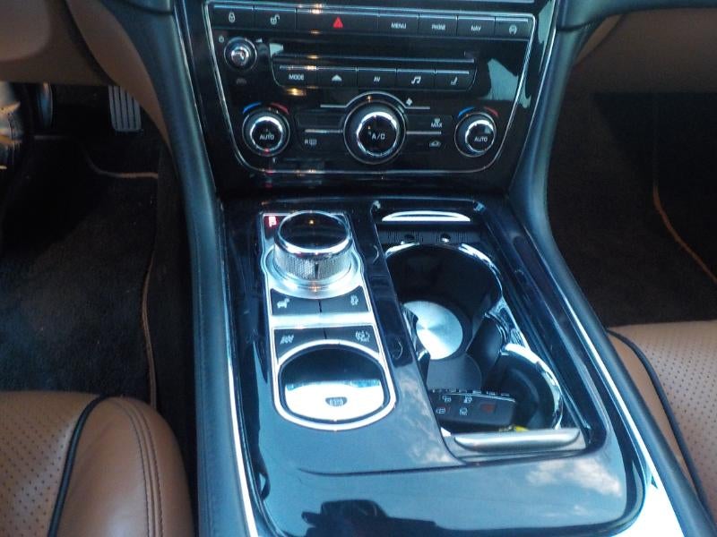 2015 Jaguar XJ-Series XJL Portfolio Supercharged RWD