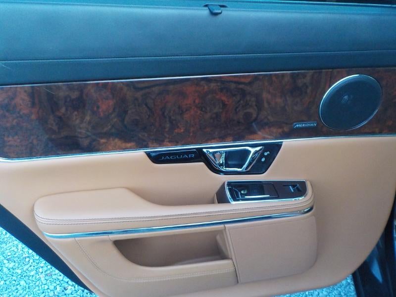 2015 Jaguar XJ-Series XJL Portfolio Supercharged RWD