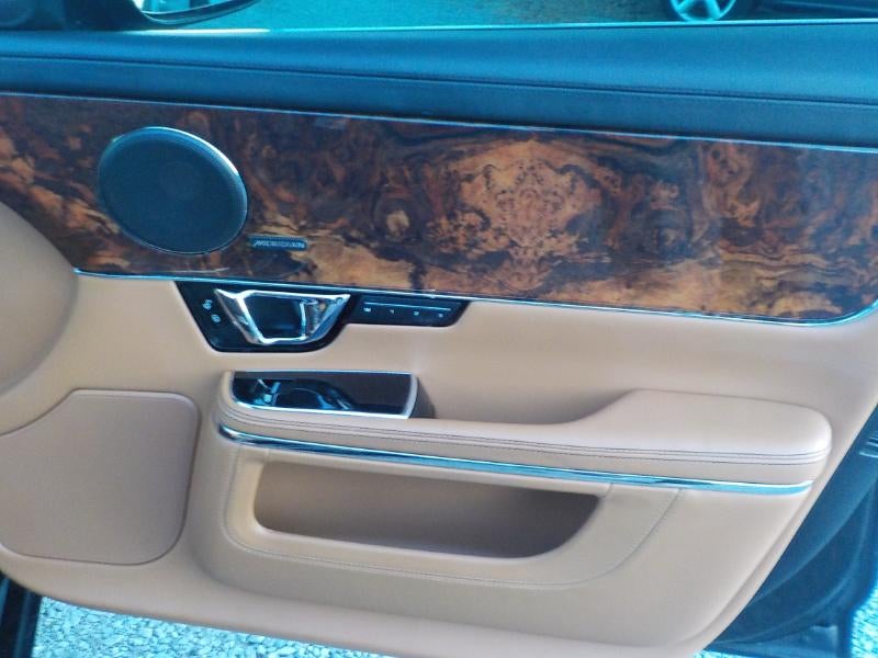 2015 Jaguar XJ-Series XJL Portfolio Supercharged RWD