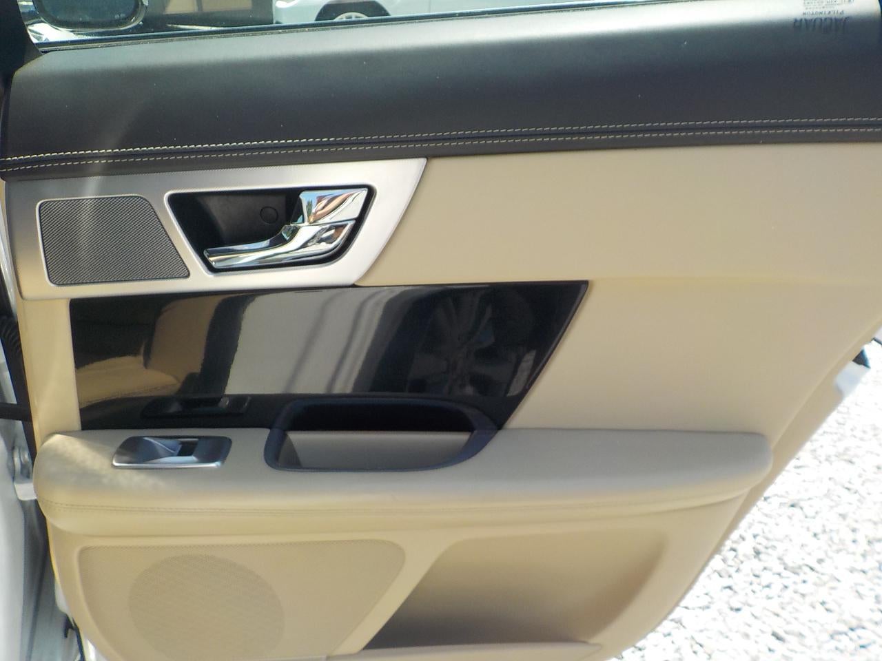 2014 Jaguar XF-Series XF 3.0L V6 SC AWD