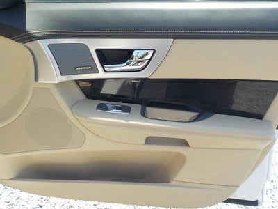 2014 Jaguar XF-Series XF 3.0L V6 SC AWD