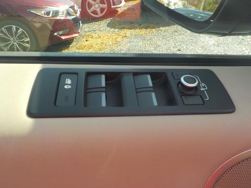 2018 Land Rover Discovery SE IS6 AWD