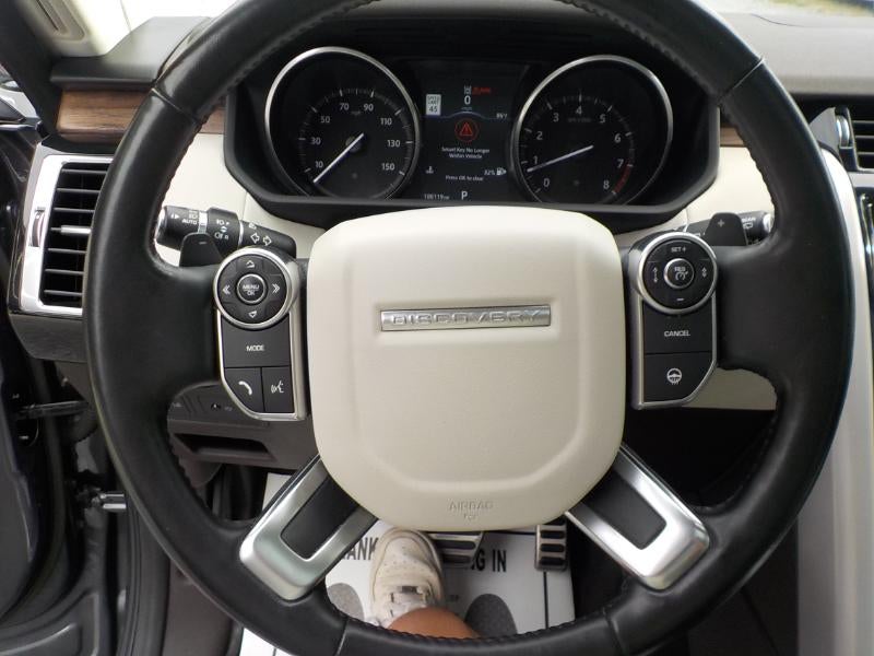 2017 Land Rover Discovery HSE Luxury V6 Supercharged