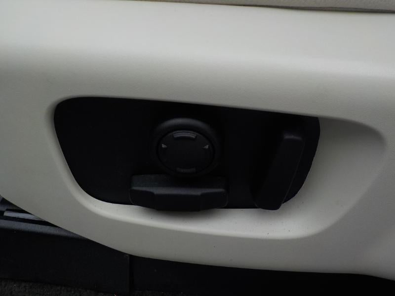 2017 Land Rover Discovery HSE Luxury V6 Supercharged