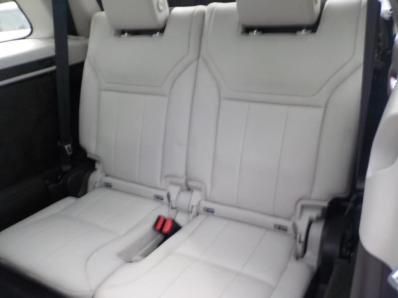 2017 Land Rover Discovery HSE Luxury V6 Supercharged