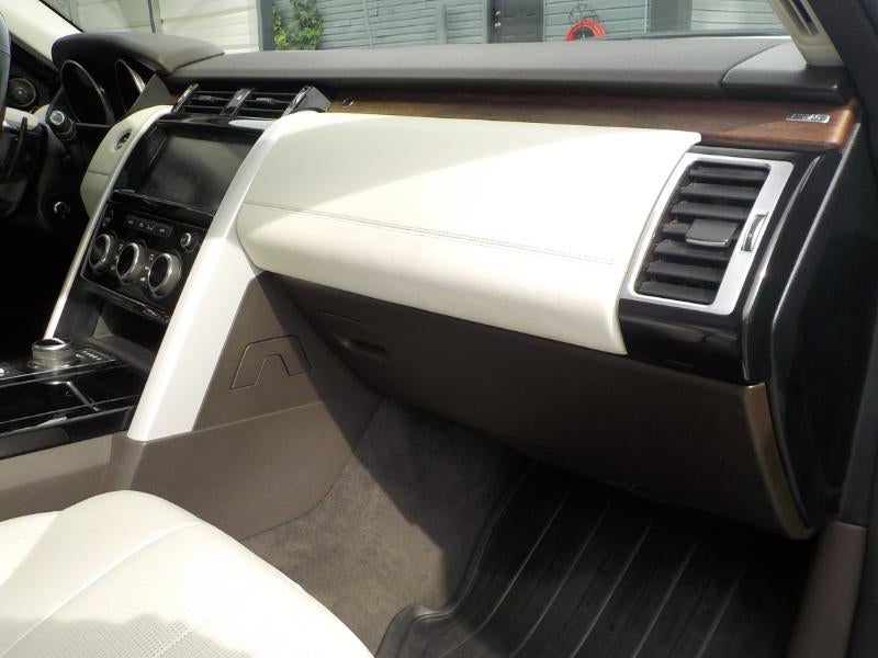 2017 Land Rover Discovery HSE Luxury V6 Supercharged