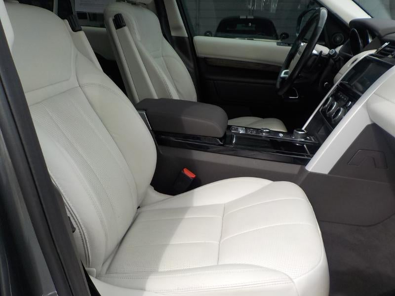 2017 Land Rover Discovery HSE Luxury V6 Supercharged