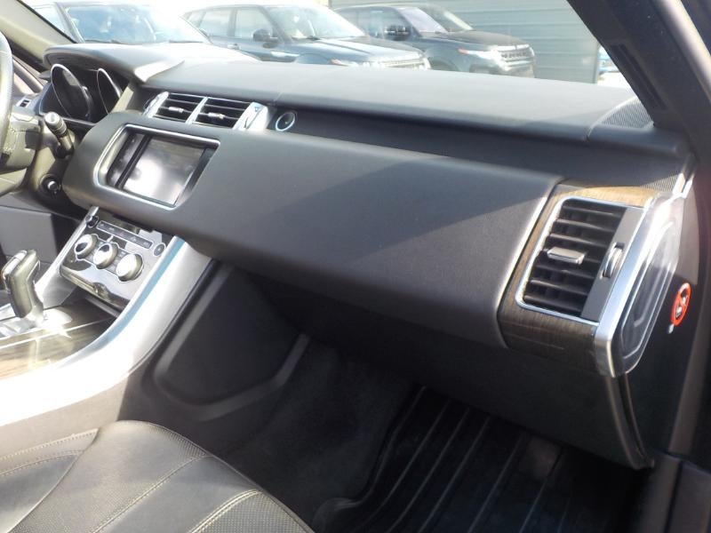 2016 Land Rover Range Rover Sport SE 4D SUV