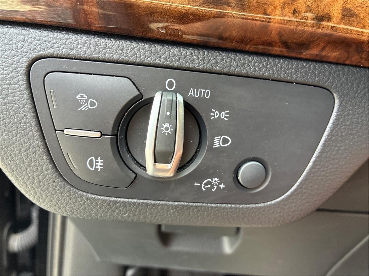 2018 Audi Q5 2.0T Premium Plus quattro
