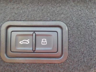 2017 Audi A8 3.0T Sedan L quattro Premium plus Tiptronic