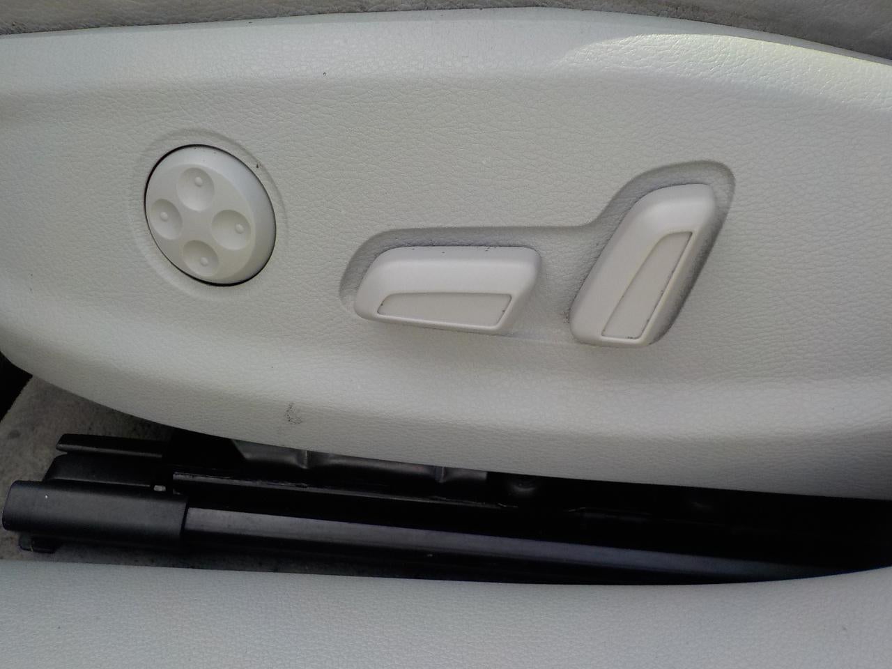 2016 Audi A3 1.8T Premium FWD S tronic