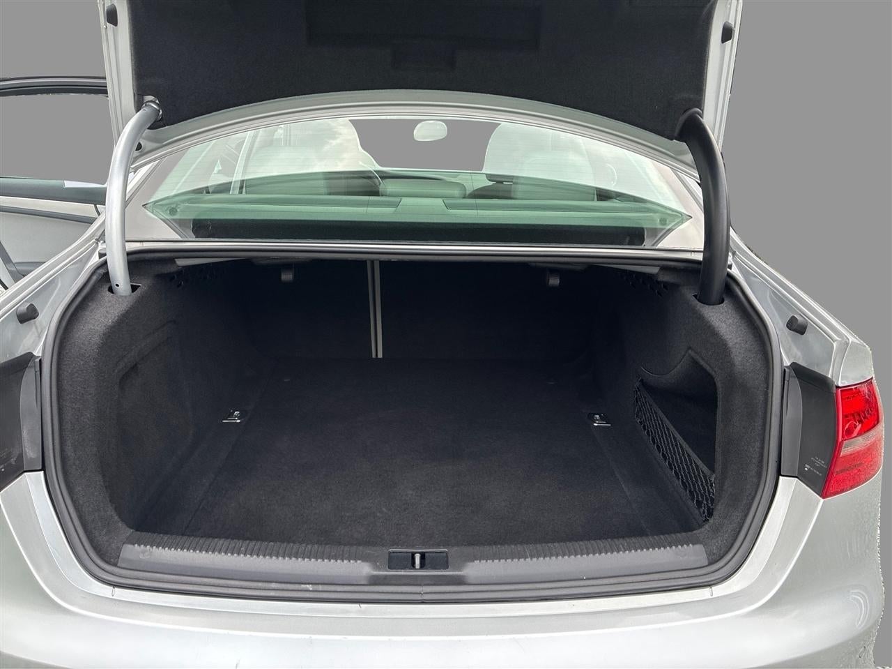 2014 Audi A4 2.0T Premium Plus quattro Sedan AWD Manual