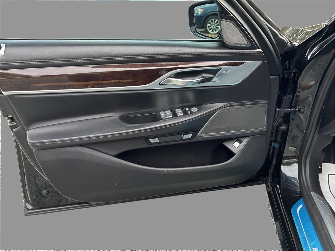 2018 BMW 7-Series 750i xDrive Executive