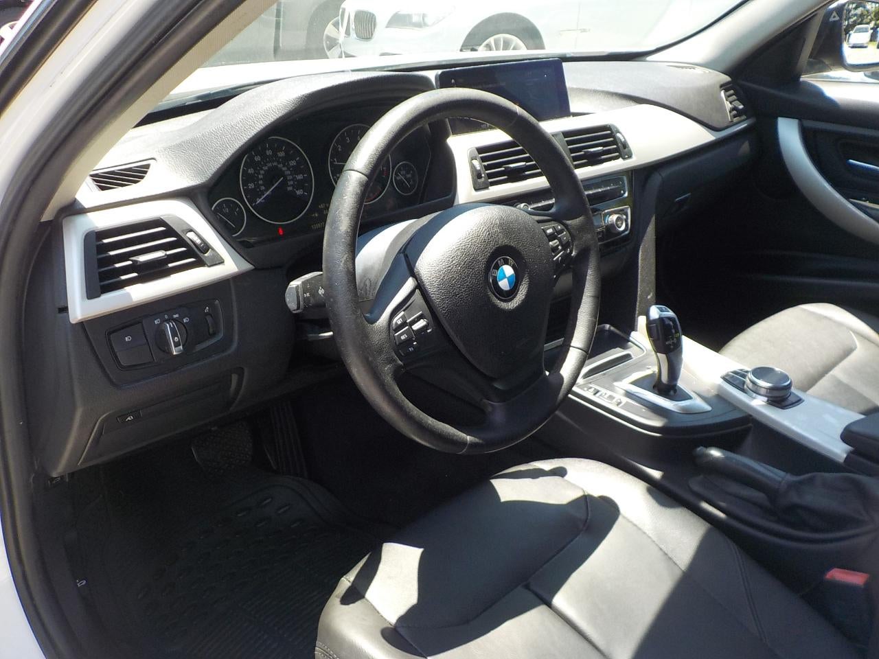2018 BMW 3-Series 320xi 4D Sedan