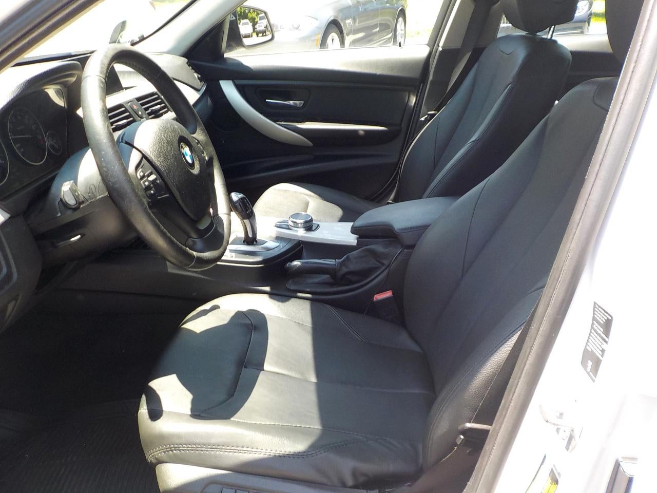 2018 BMW 3-Series 320xi 4D Sedan