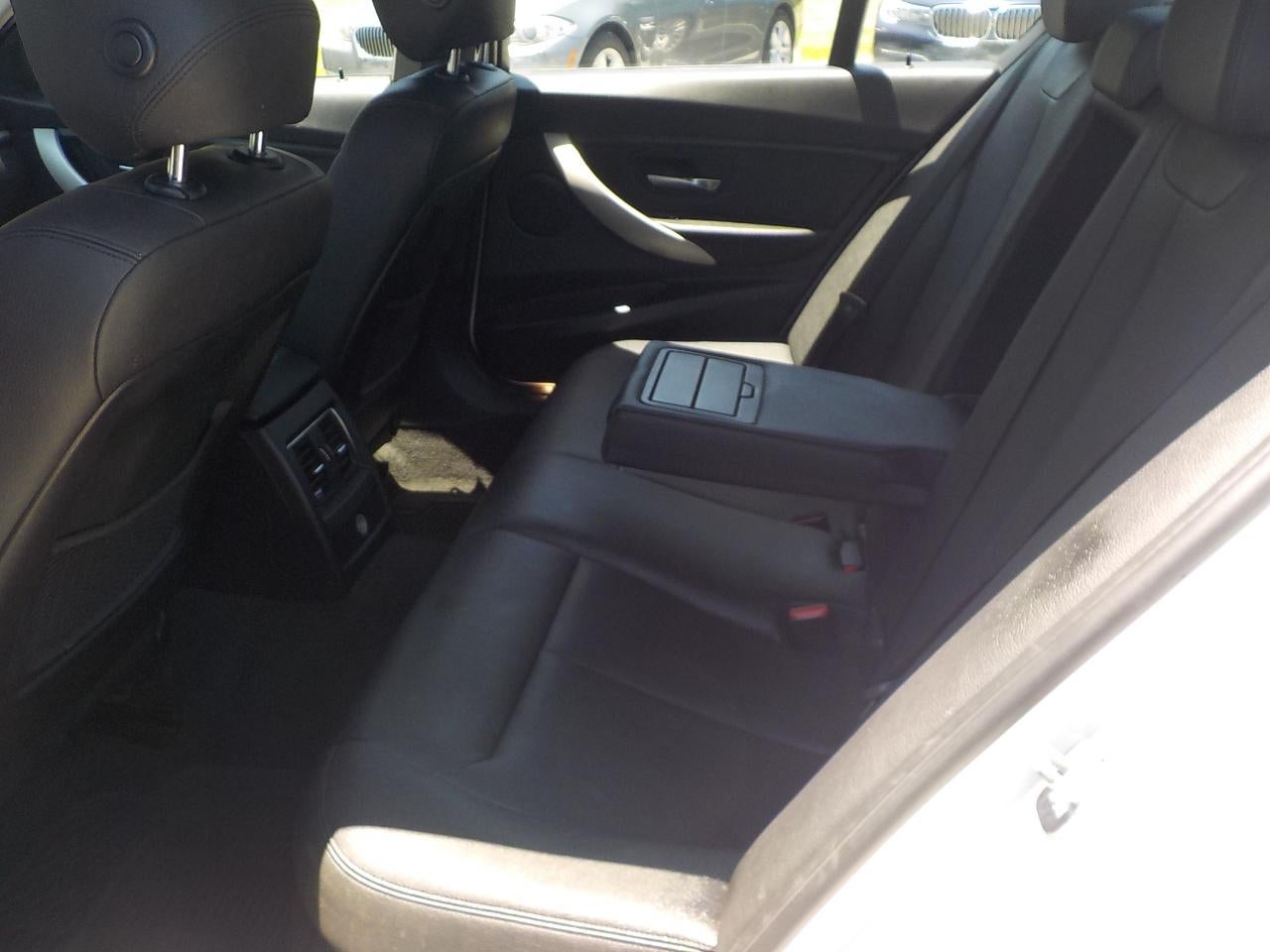 2018 BMW 3-Series 320xi 4D Sedan