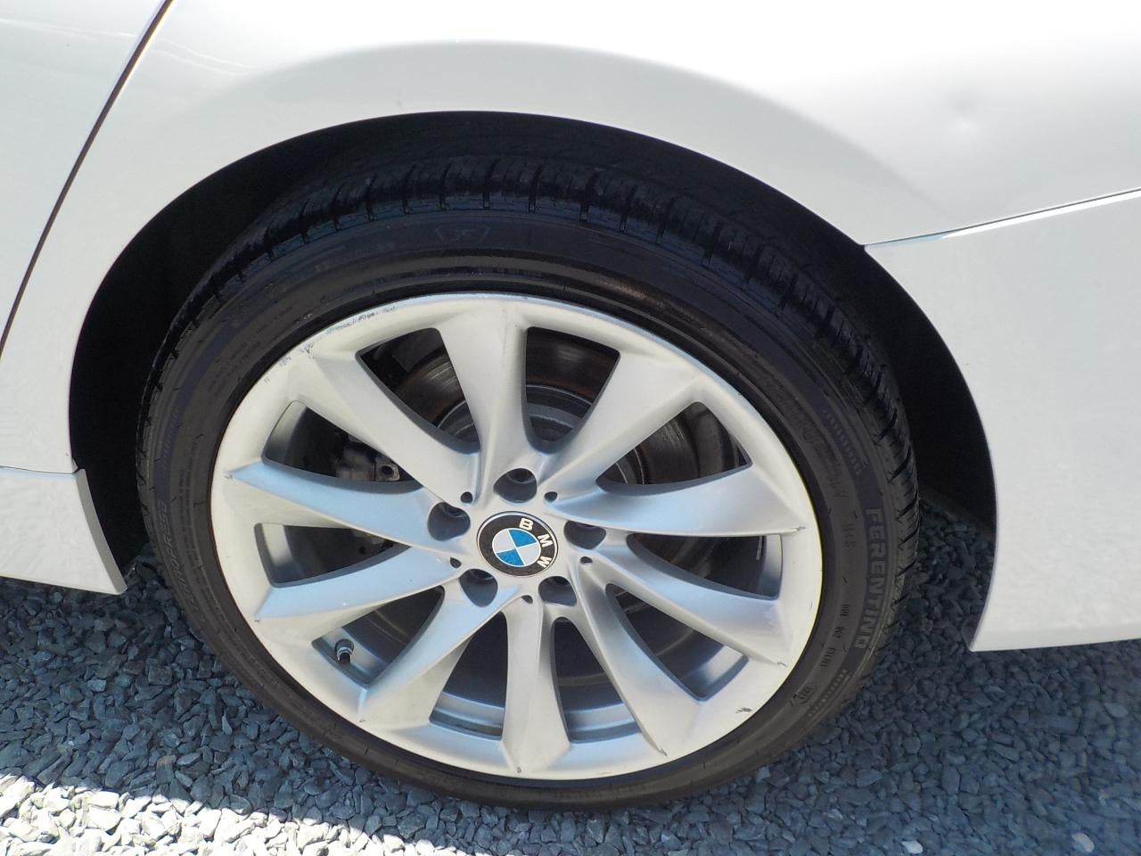 2018 BMW 3-Series 320xi 4D Sedan