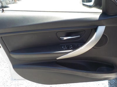 2018 BMW 3-Series 320xi 4D Sedan