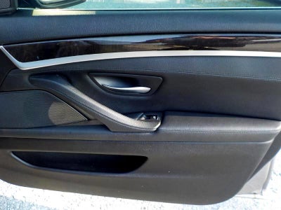 2011 BMW 5-Series 528iA V6