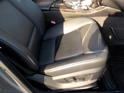 2011 BMW 5-Series 528iA V6