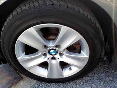 2011 BMW 5-Series 528iA V6