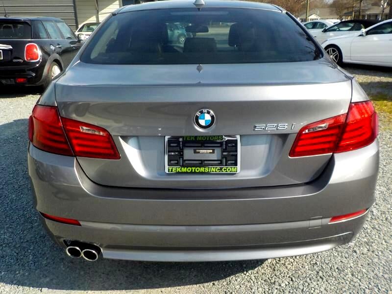 2011 BMW 5-Series 528iA V6