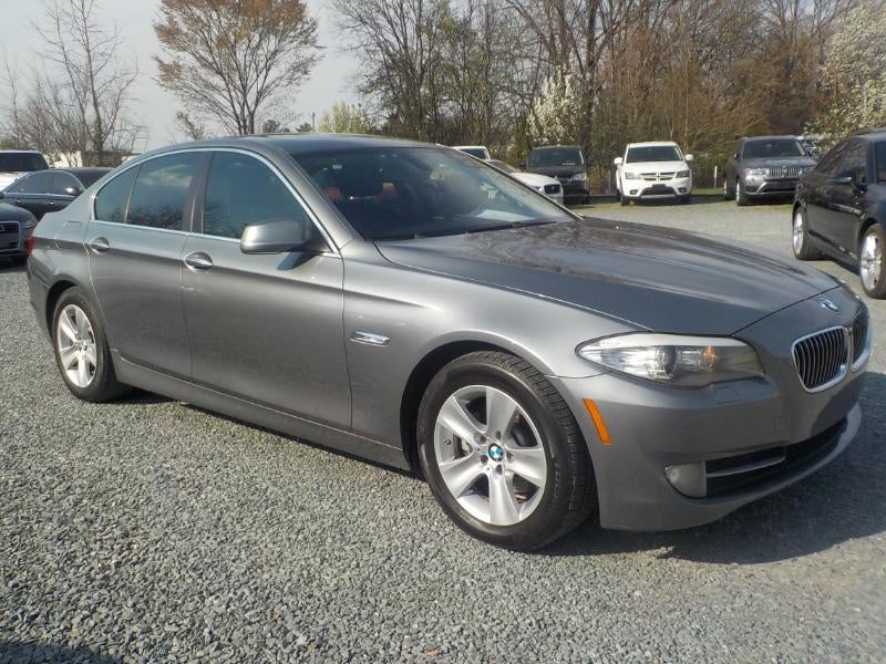 2011 BMW 5-Series 528iA V6