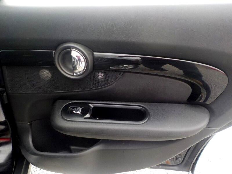 2017 MINI Clubman Base