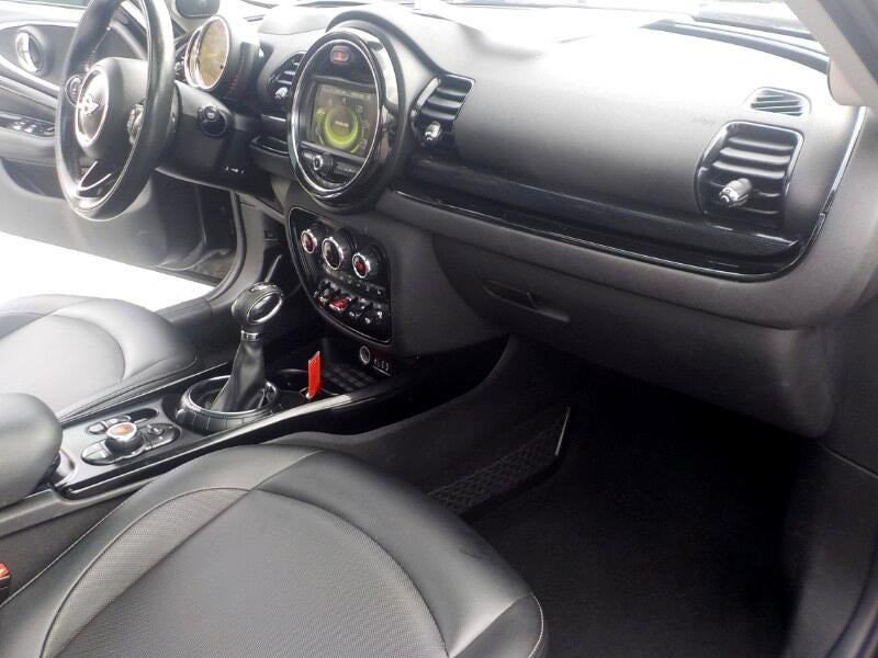 2017 MINI Clubman Base