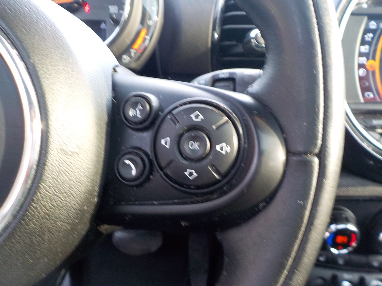 2019 MINI Clubman Base