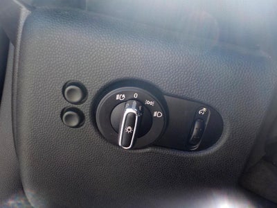 2015 MINI Cooper Base 2D Hatchback