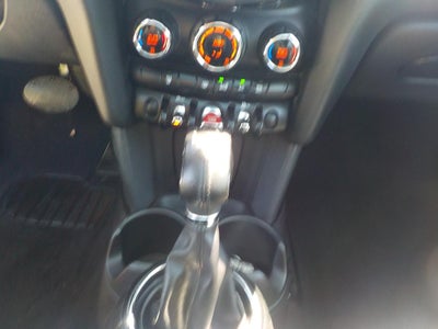 2015 MINI Cooper Base 2D Hatchback