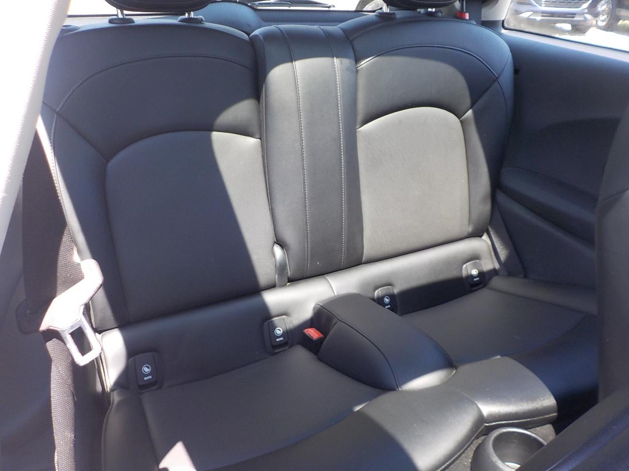 2015 MINI Cooper Base 2D Hatchback