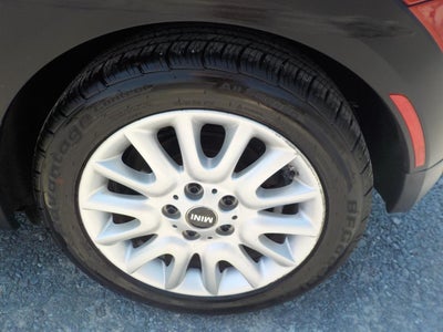 2015 MINI Cooper Base 2D Hatchback