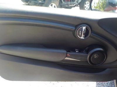 2015 MINI Cooper Base 2D Hatchback