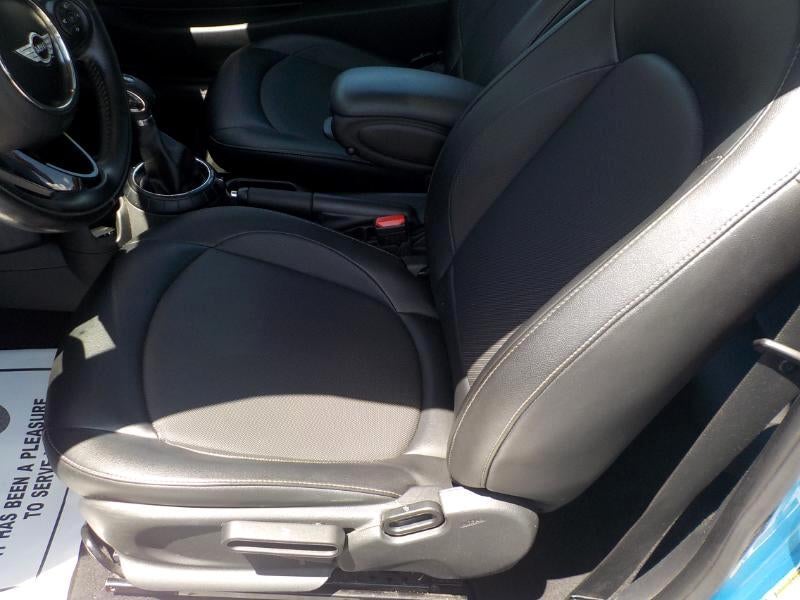 2016 MINI Cooper Base 2D Hatchback