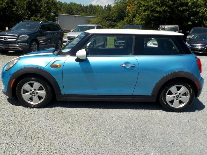 2016 MINI Cooper Base 2D Hatchback