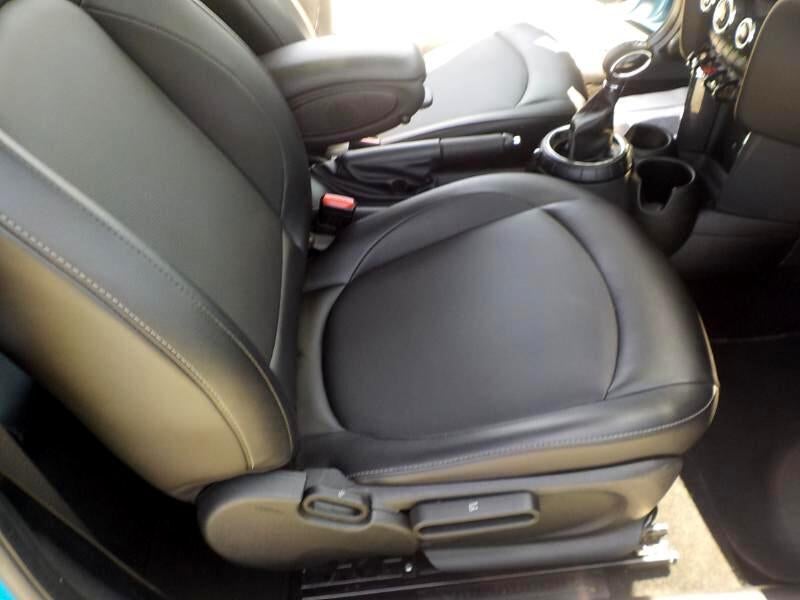 2016 MINI Cooper Base 2D Hatchback