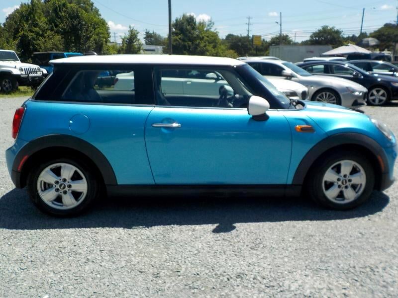 2016 MINI Cooper Base 2D Hatchback