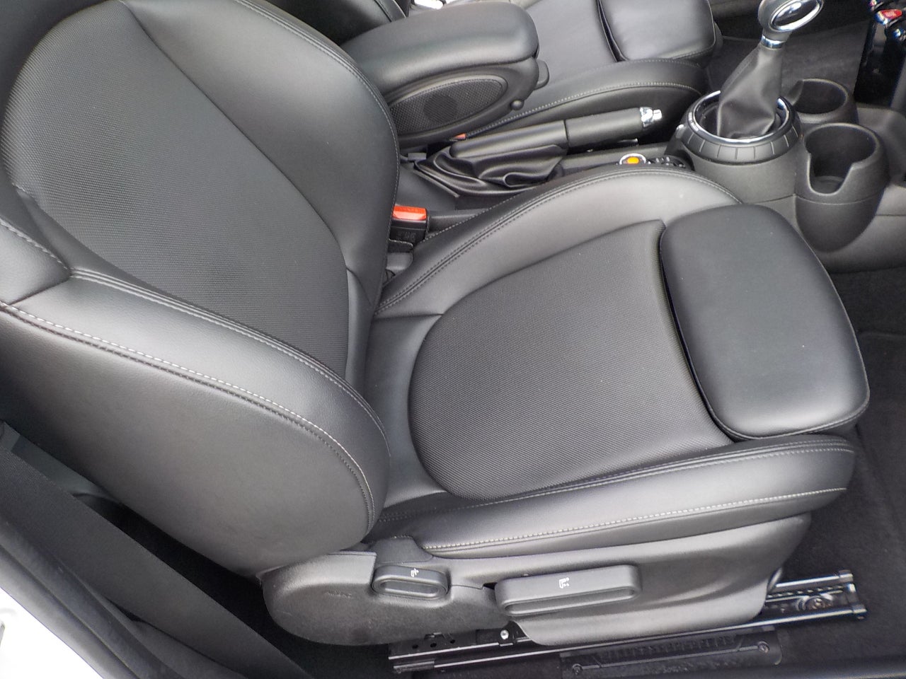 2015 MINI Cooper S 2D Hatchback