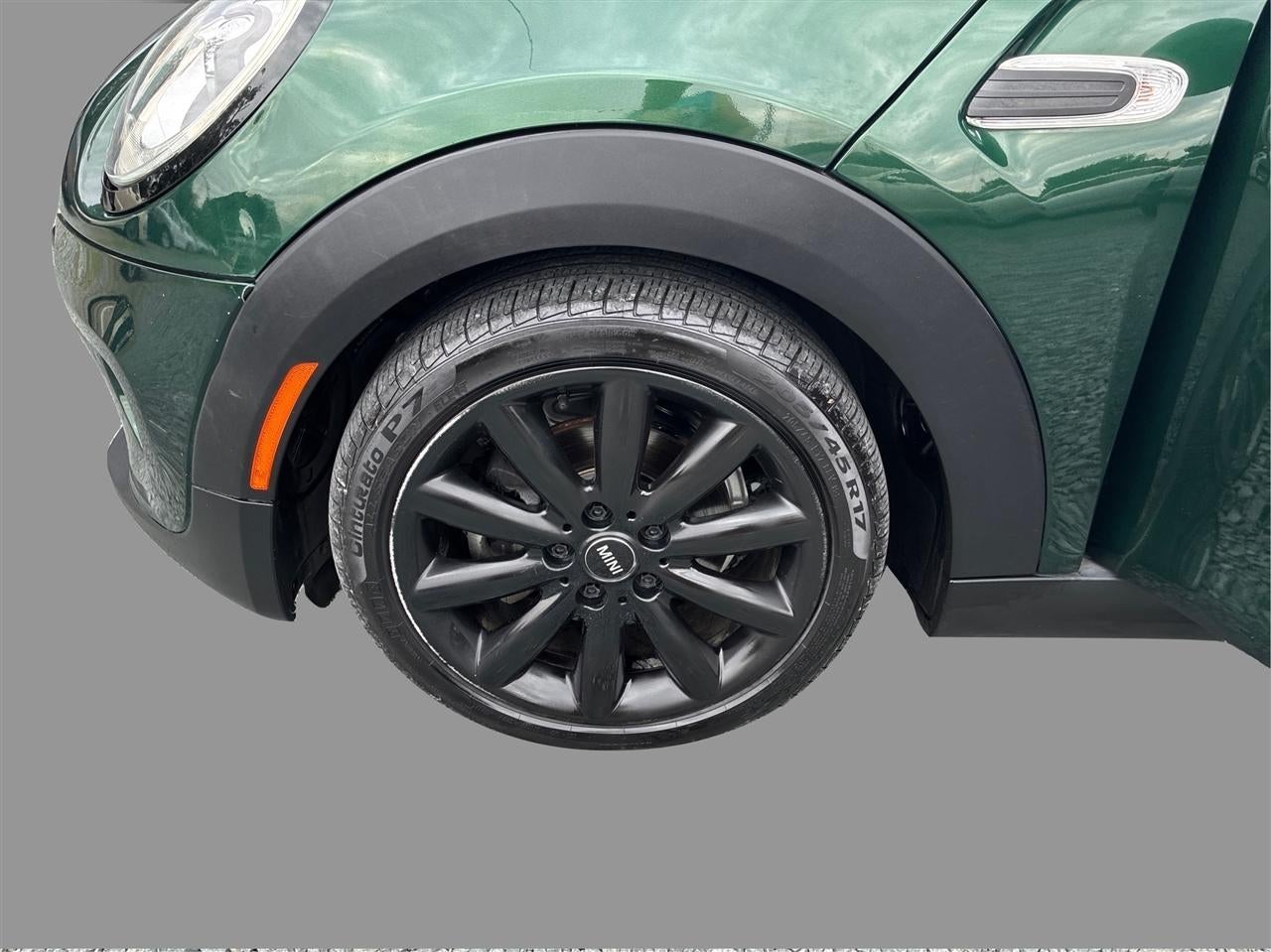 2017 MINI Cooper Base 4D Hatchback