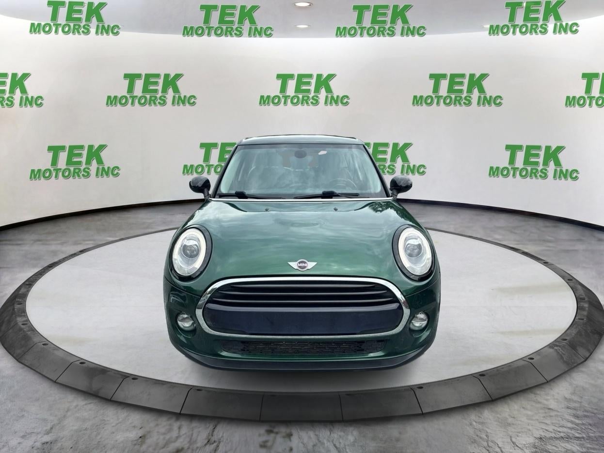 2017 MINI Cooper Base 4D Hatchback