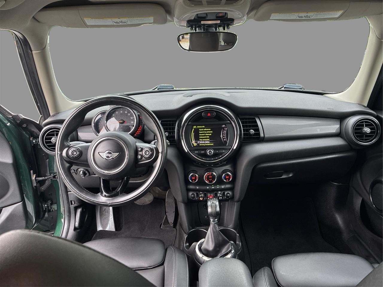 2017 MINI Cooper Base 4D Hatchback