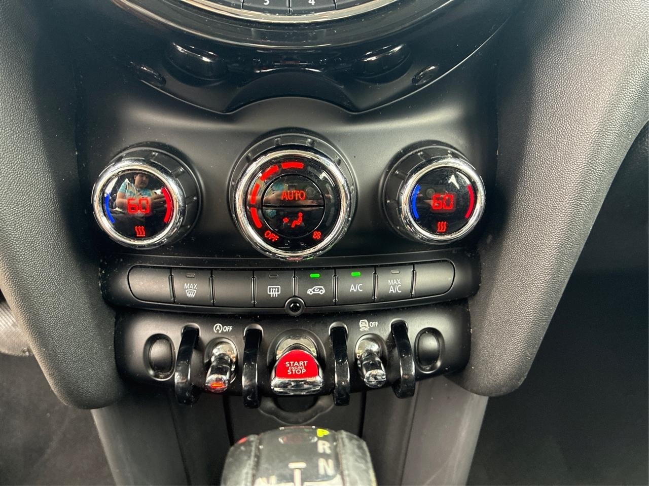2017 MINI Cooper Base 4D Hatchback